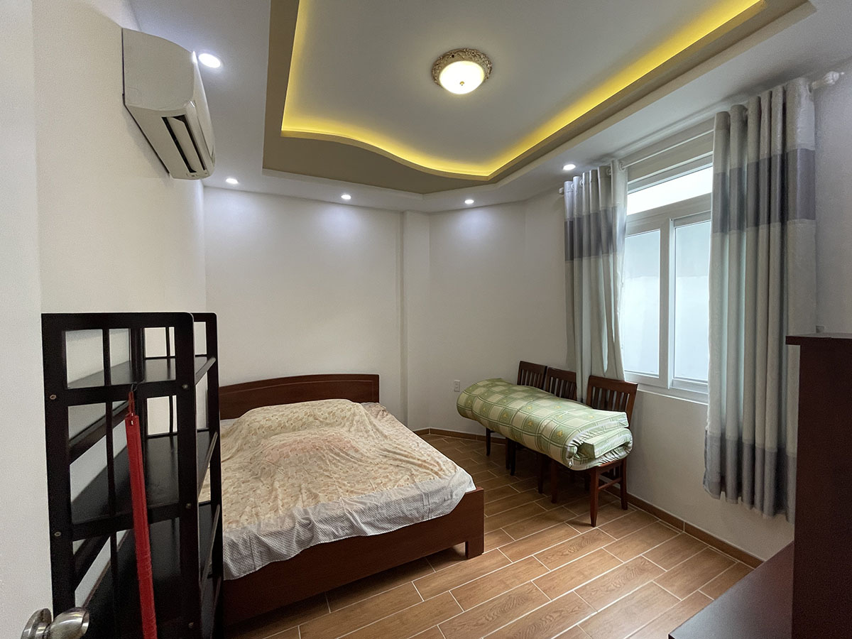 Bán nhà Nguyễn Văn Đậu, Quận Bình Thạnh nhà 3 lầu, đẹp lung linh, full nội thất hẻm cách đường 20m